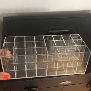 Acrylic lipstick/ lipgloss holder 24 pockets